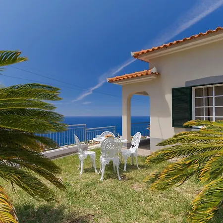 Familia Teixeira House By Ah Arco da Calheta (Madeira)