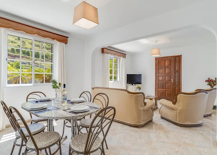 Casa vacanze Familia Teixeira House By Ah Arco da Calheta (Madeira)