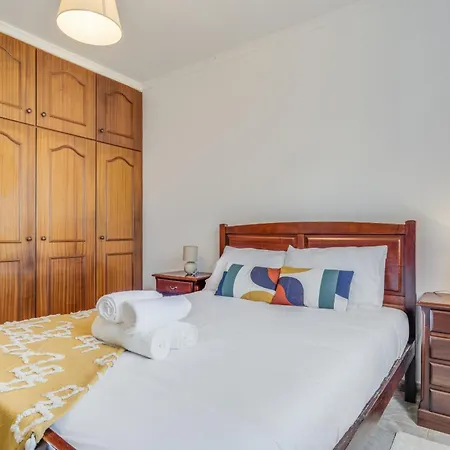 Familia Teixeira House By Ah Arco da Calheta (Madeira)