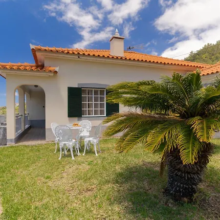 Familia Teixeira House By Ah Casa de Férias