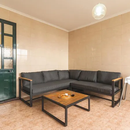 Familia Teixeira House By Ah Casa de Férias